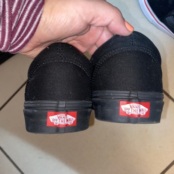 Custom vans - Picture 3 of 4